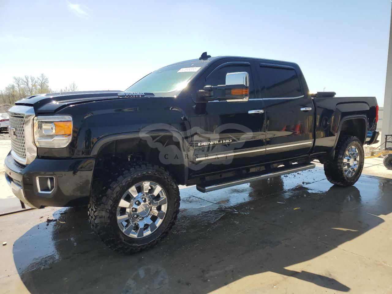 GMC Sierra K2500 DENALI 6.6L  8 2017