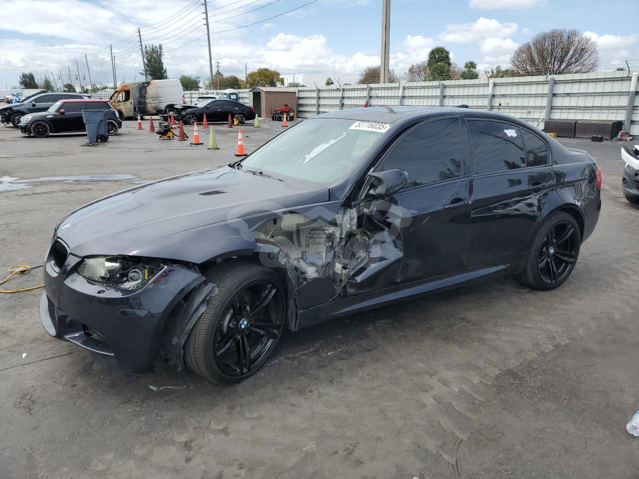 BMW M3 4.0L  8 2009