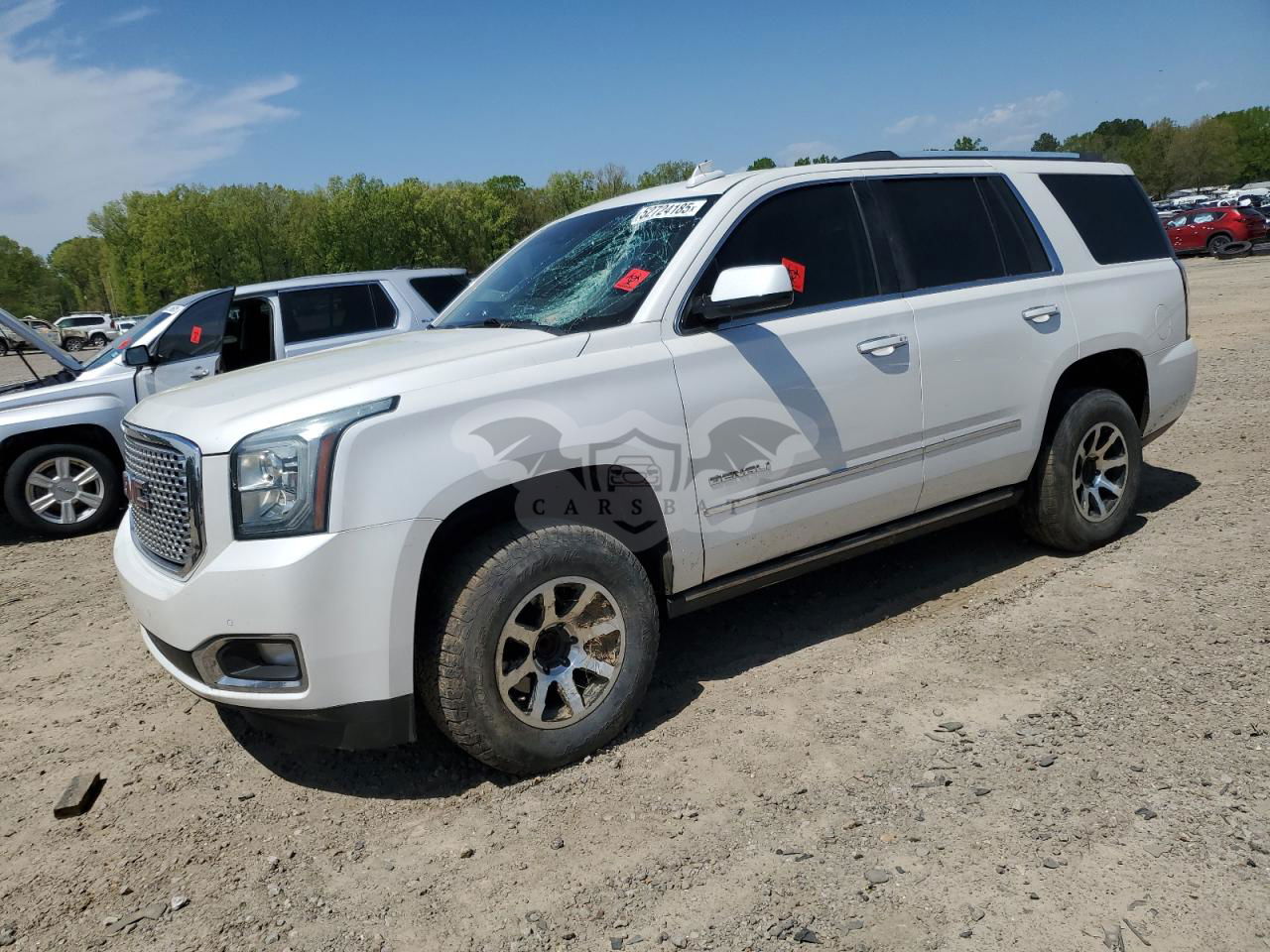 GMC Yukon DENALI 6.2L  8 2016