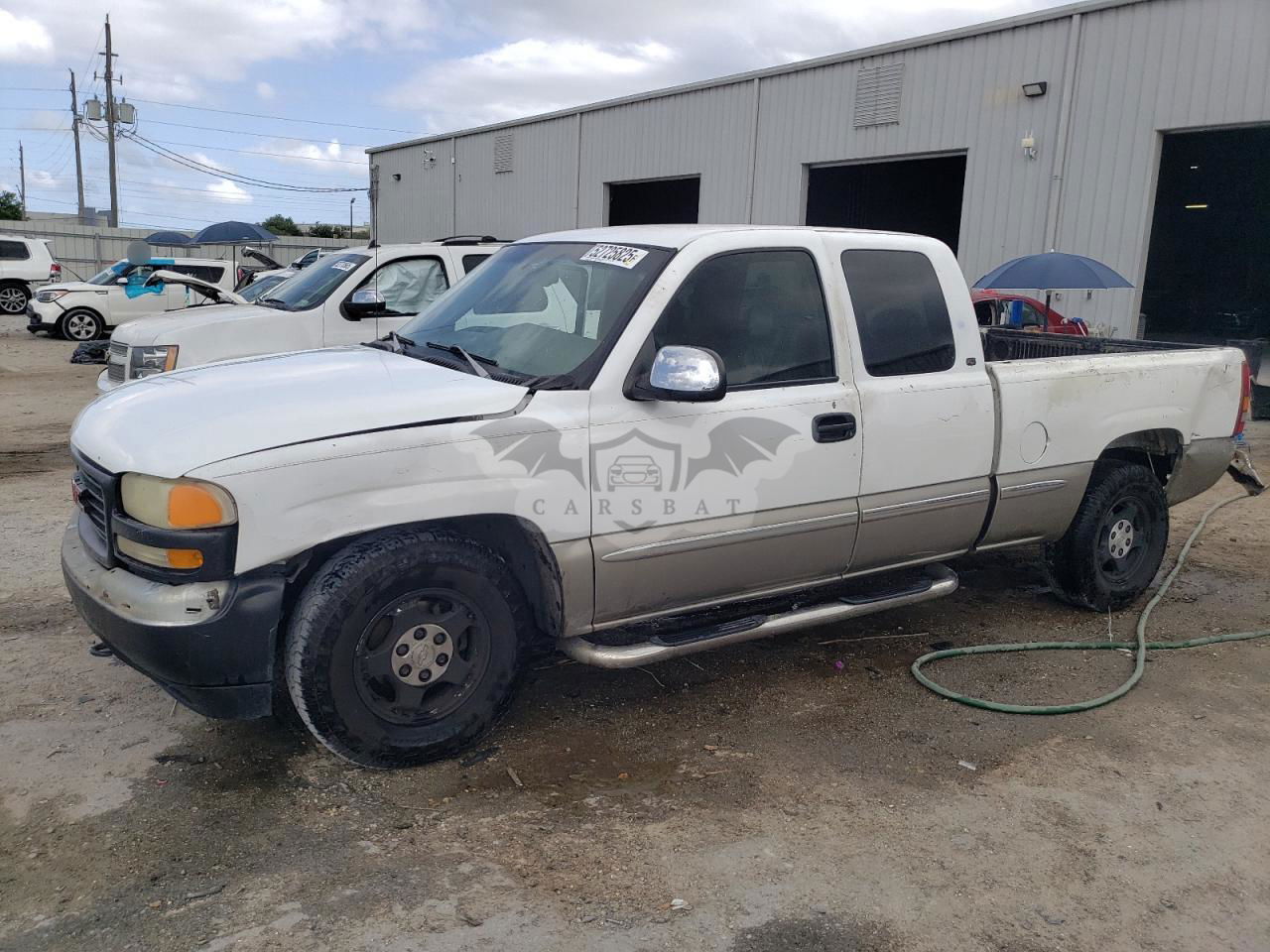 GMC Sierra C1500 5.3L  8 1999