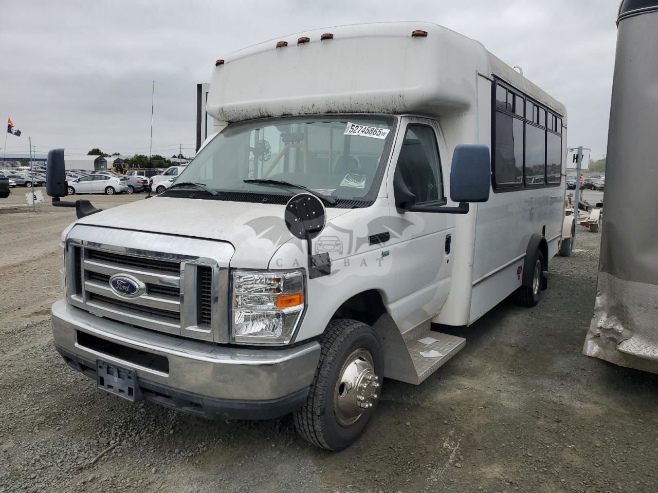 Ford Econoline E350 SUPER DUTY CUTAWAY VAN 5.4L  8 2015