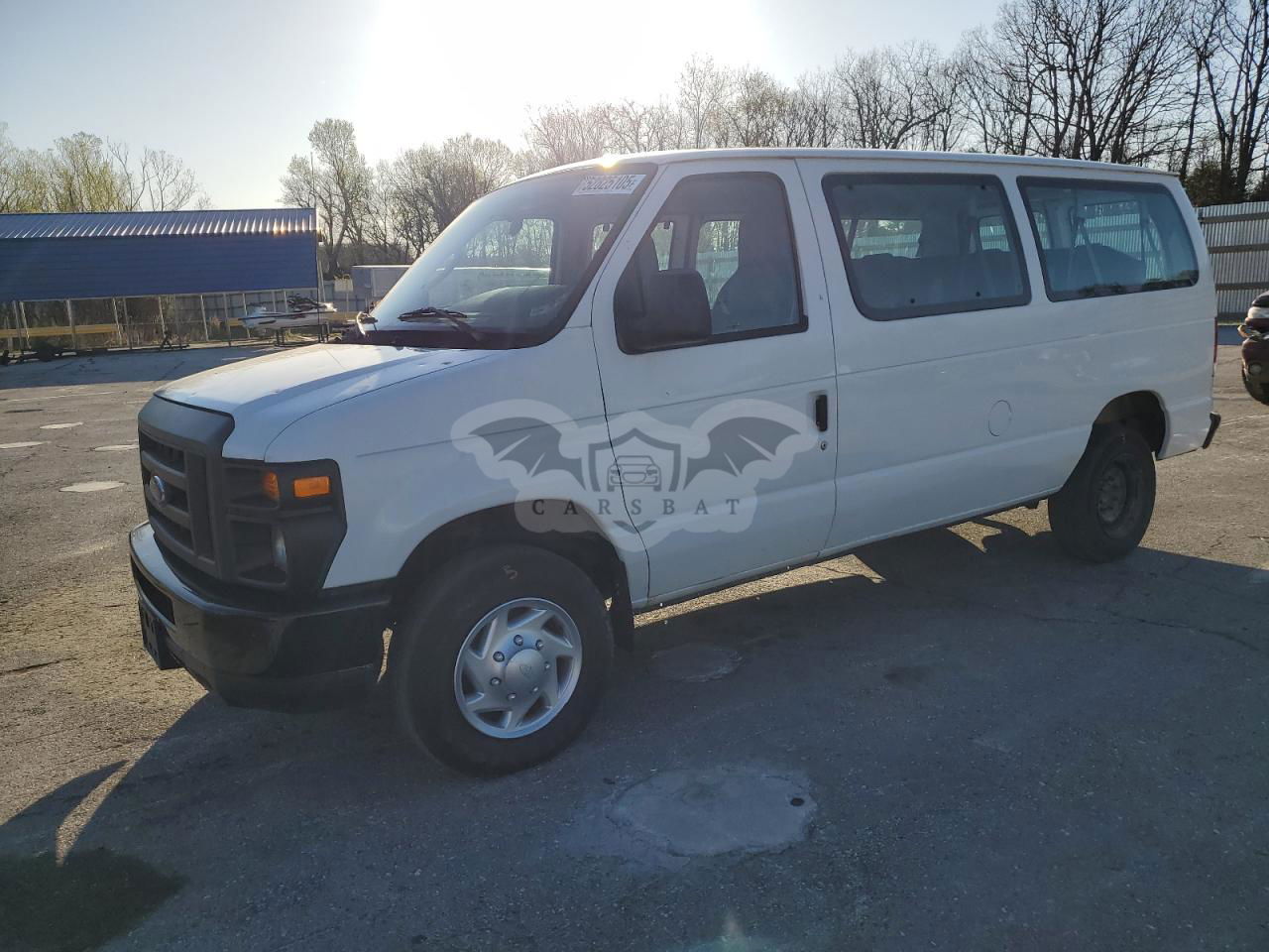 Ford Econoline E350 SUPER DUTY WAGON 5.4L  8 2011