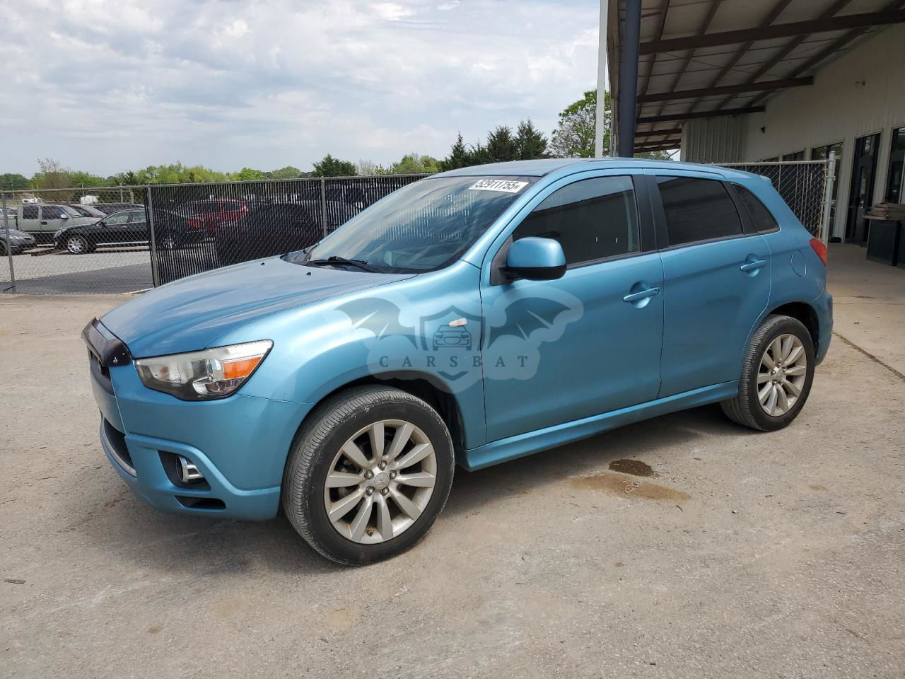 Mitsubishi Outlander SE 2.0L  4 2011