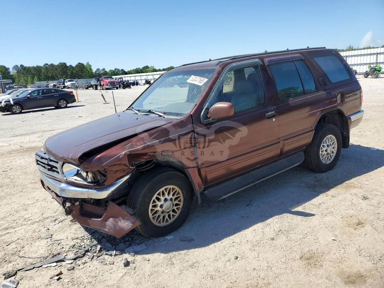 Nissan Pathfinder XE 3.3L  6 1997