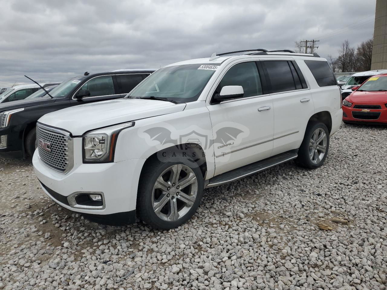 GMC Yukon DENALI 6.2L  8 2016