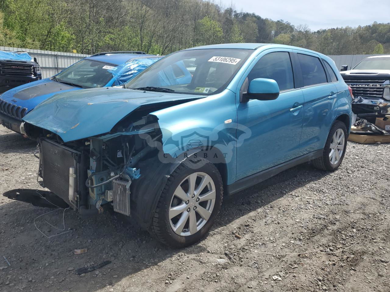 Mitsubishi Outlander SE 2.0L  4 2013