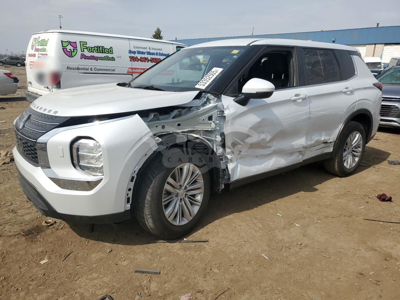 Mitsubishi Outlander ES 2.5L  4 2024