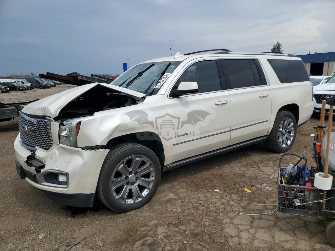 GMC Yukon DENALI 6.2L  8 2015