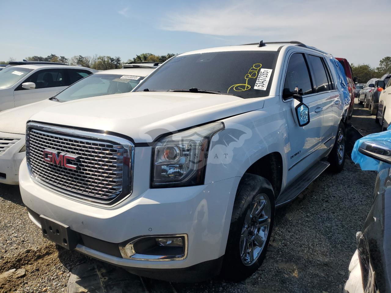 GMC Yukon DENALI 6.2L  8 2015