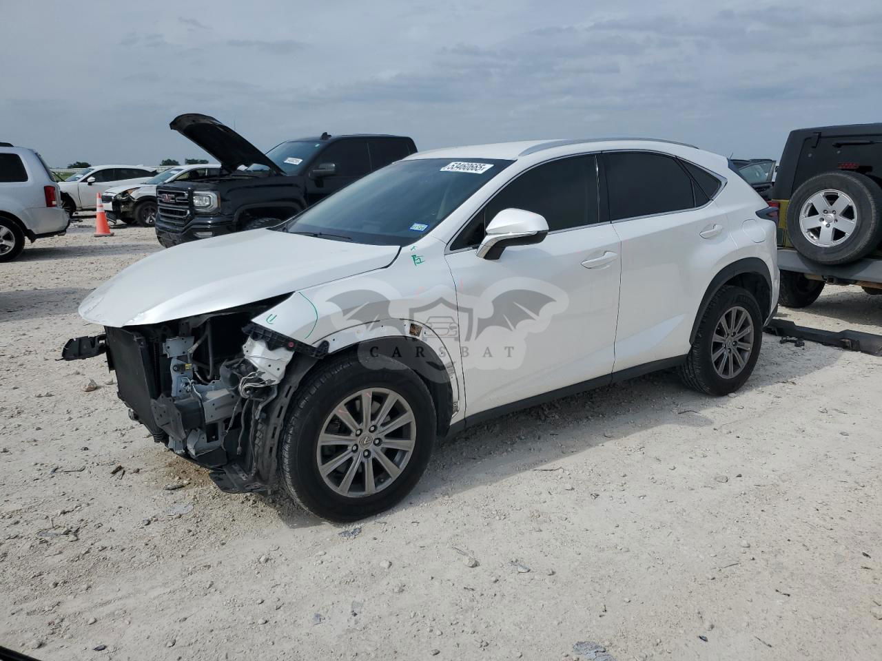 Lexus NX 200T BASE 2.0L  4 2016