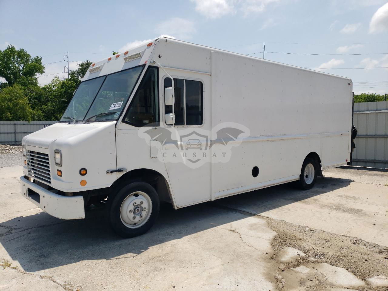 Freightliner Business Class M2 M LINE WALK-IN VAN 6.7L  6 2009