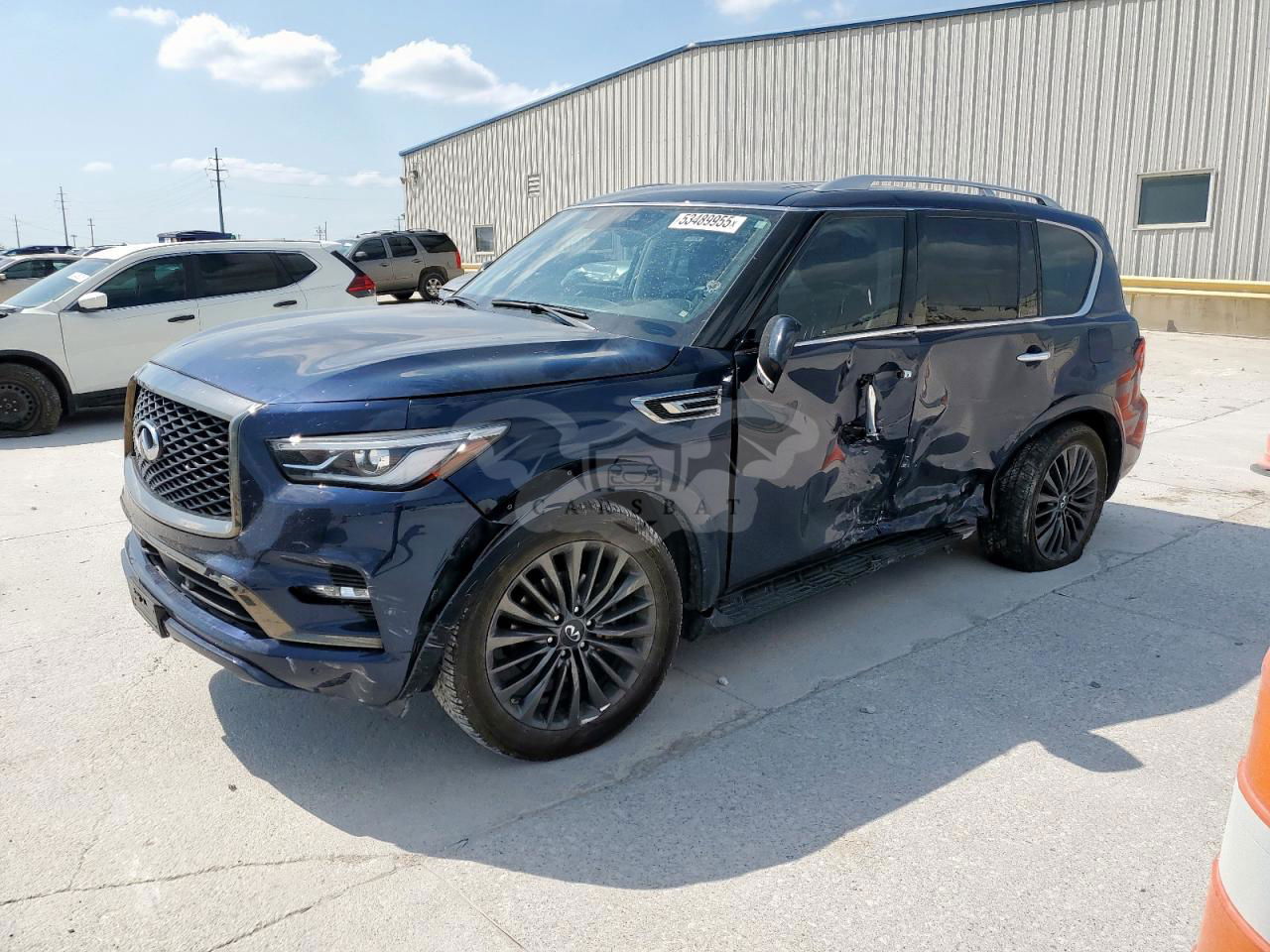 Infiniti QX80 LUXE 5.6L  8 2023