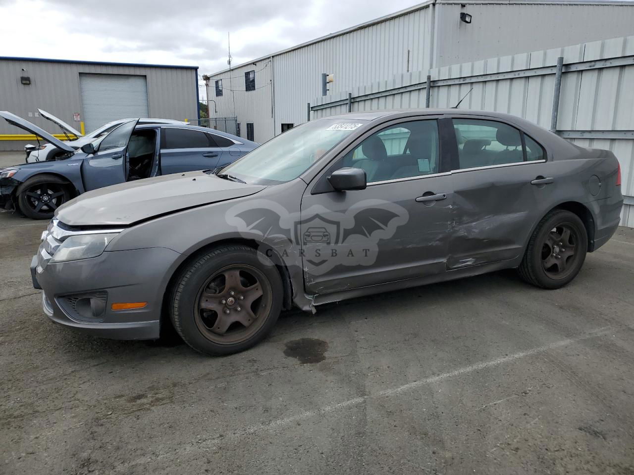 Ford Fusion SE 2.5L  4 2011