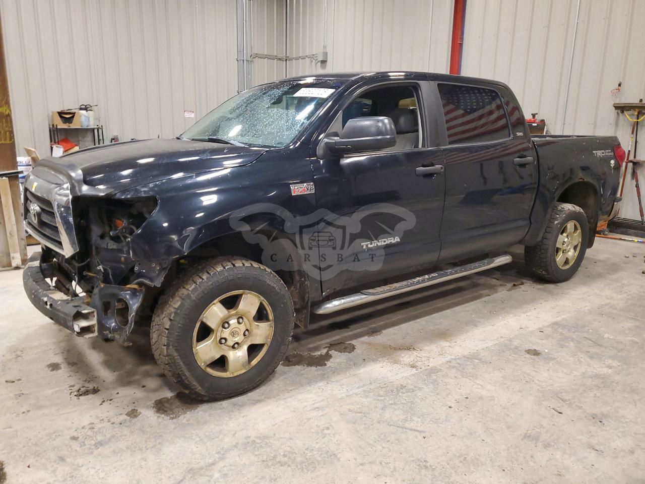 Toyota Tundra CREWMAX 5.7L  8 2008