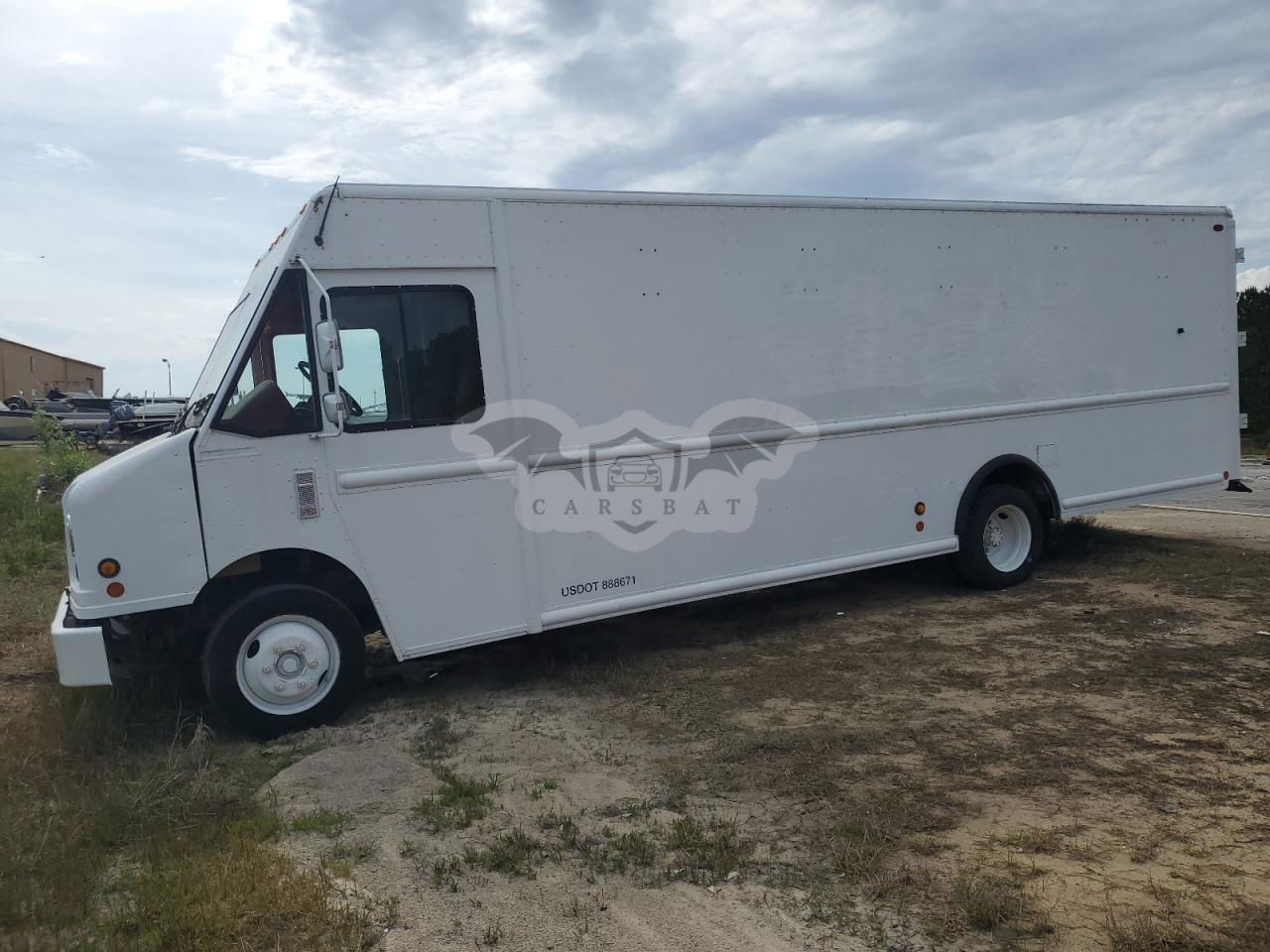 Freightliner Business Class M2 M LINE WALK-IN VAN 6.7L  6 2007