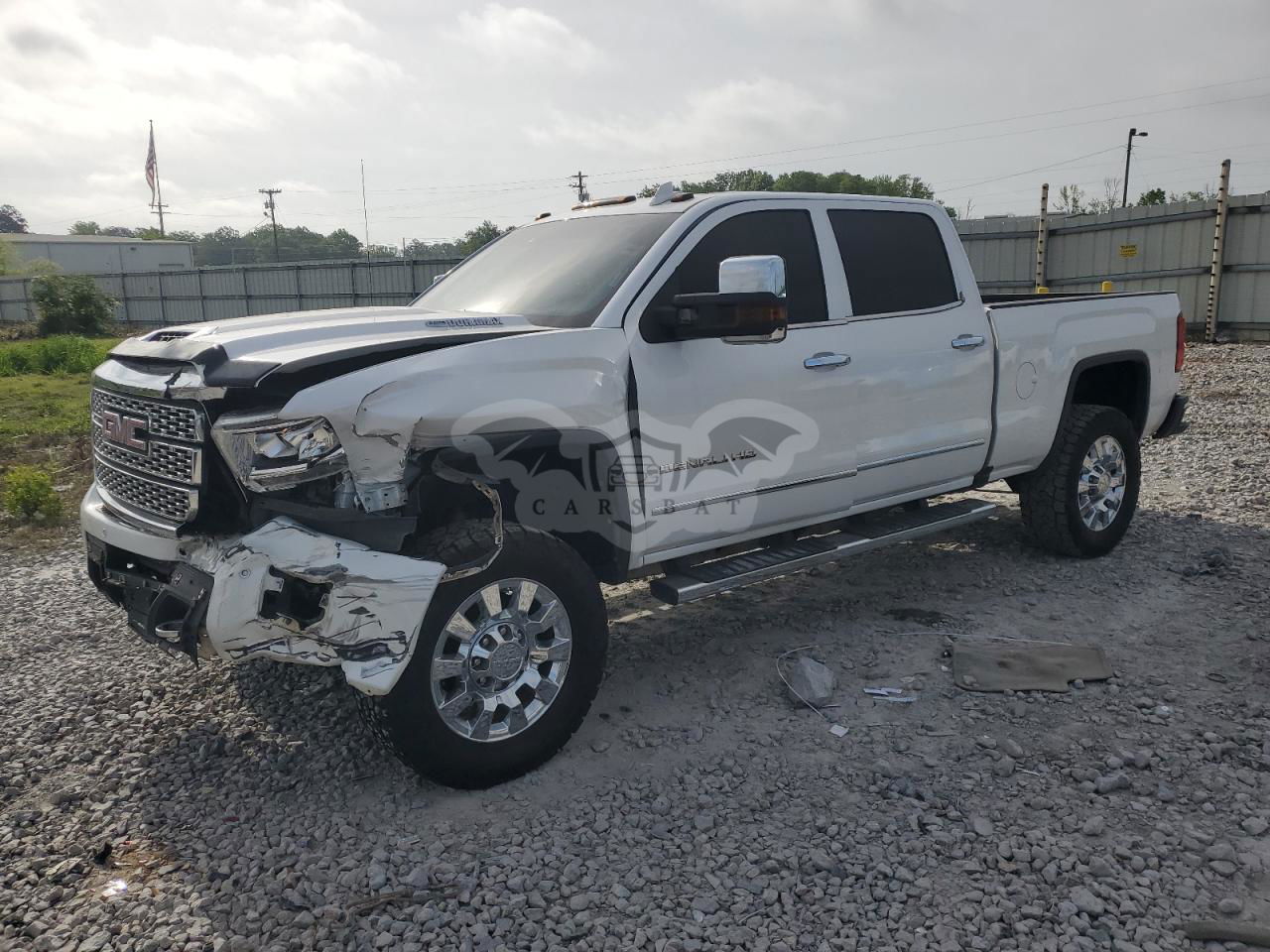 GMC Sierra K2500 DENALI 6.6L  8 2019