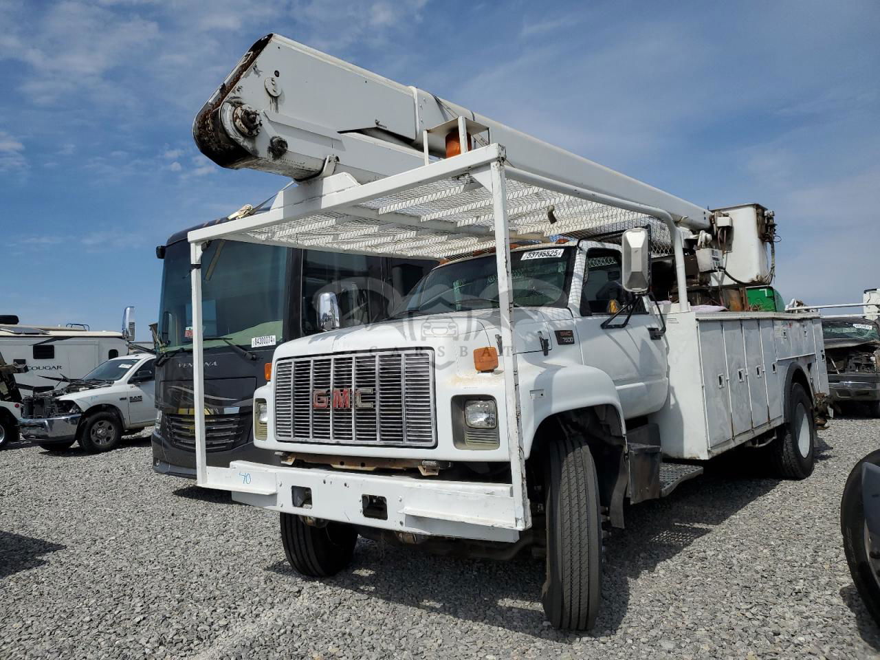 GMC C/K Series C7H042 6 1999