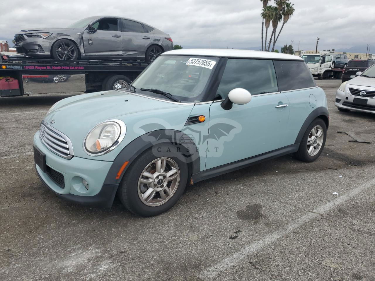 Mini Cooper 1.6L  4 2013