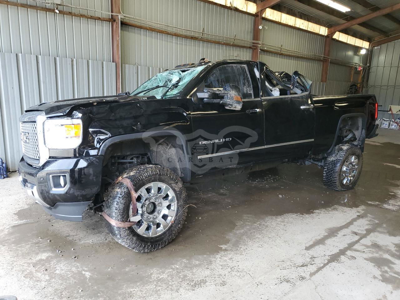 GMC Sierra K2500 DENALI 6.6L  8 2017