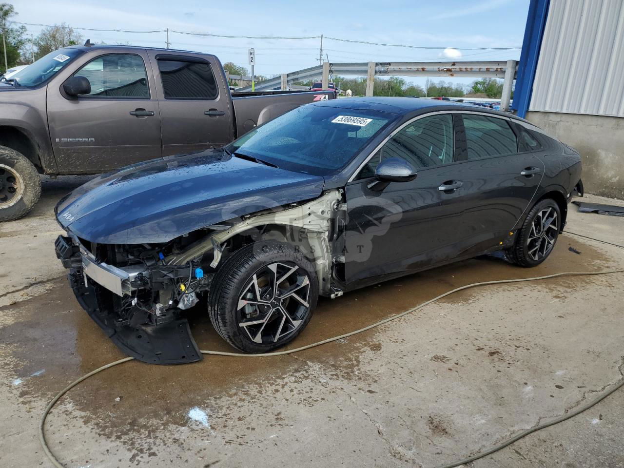 Kia K5 EX 2.5L  4 2025