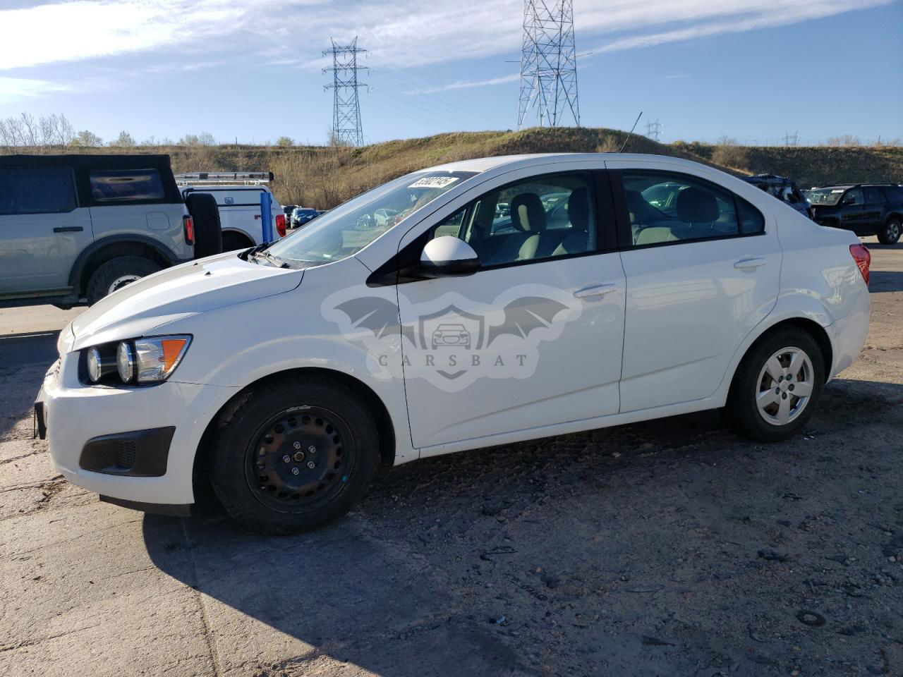 Chevrolet Aveo (Sonic) LS 1.8L  4 2015