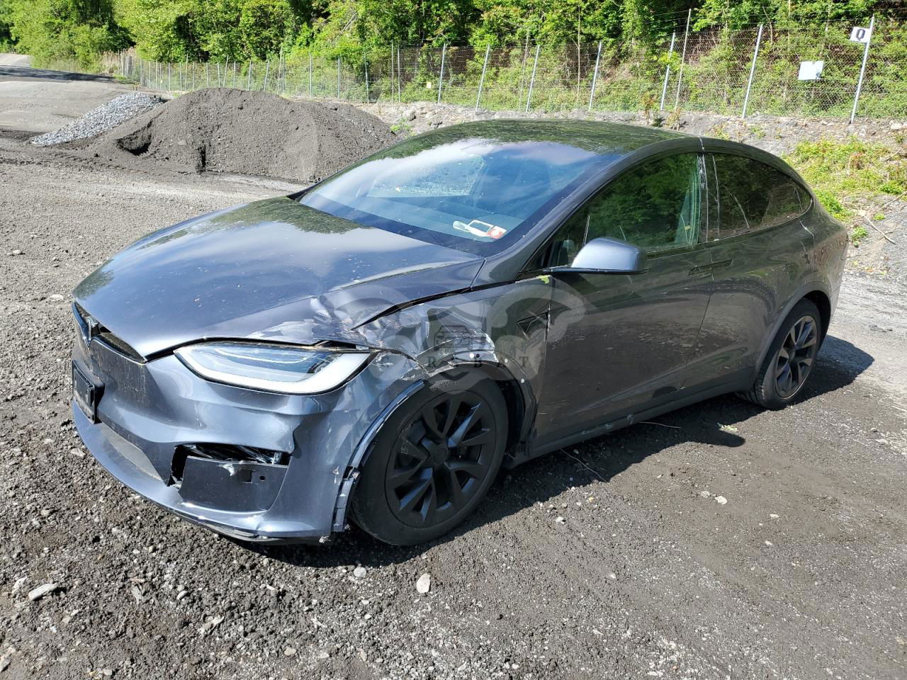 Tesla Model X 2022