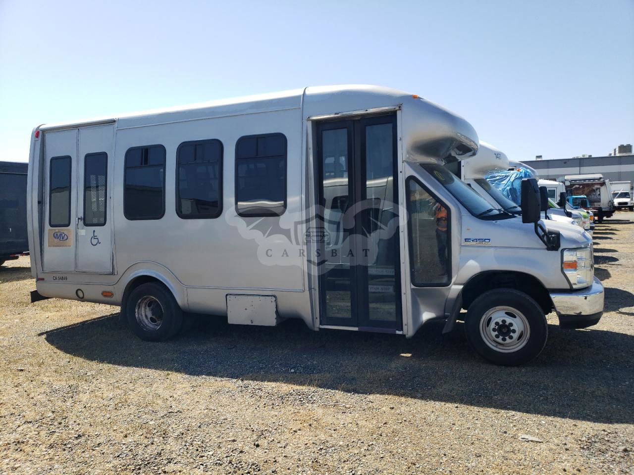 Ford Econoline E450 SUPER DUTY CUTAWAY VAN 6.8L 10 2011