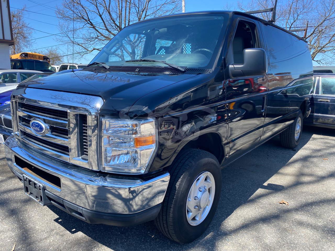 Ford Econoline E250 VAN 4.6L  8 2014