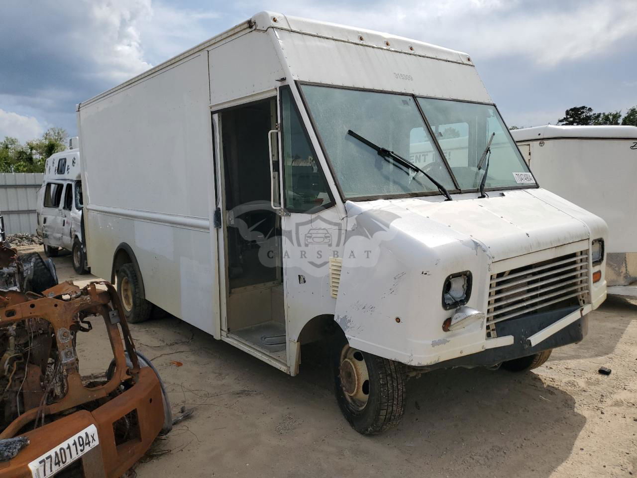 Ford Econoline E450 SUPER DUTY COMMERCIAL STRIPPED CHASSIS 5.4L  8 2014