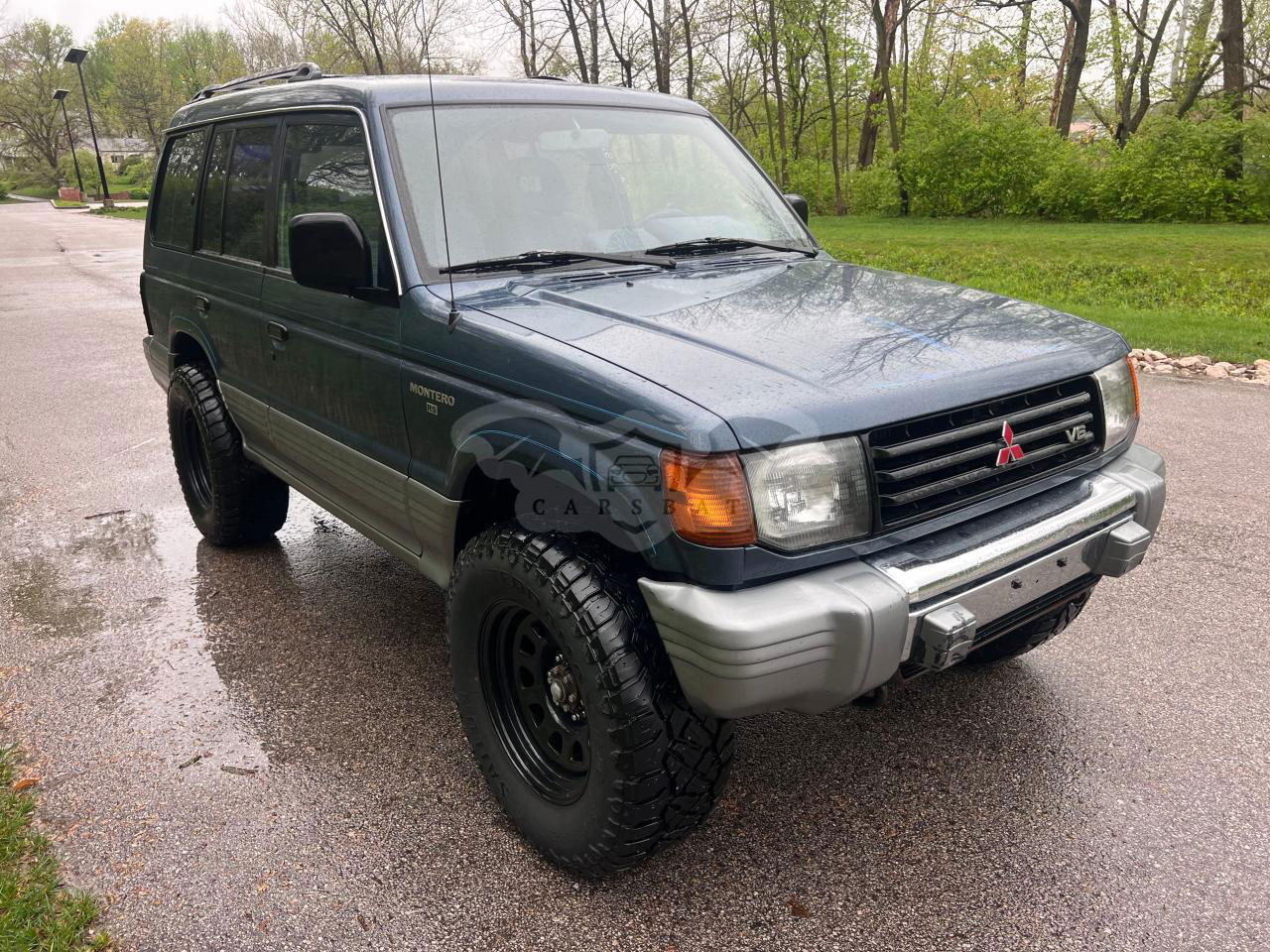 Mitsubishi Montero RS 3.0L  6 1993