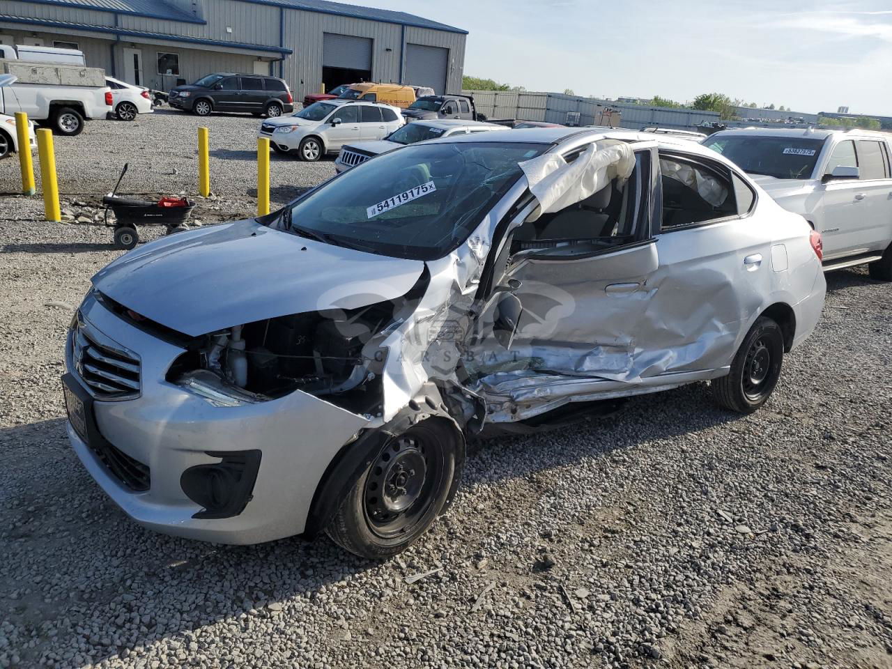 Mitsubishi Mirage G4 ES 1.2L  3 2019