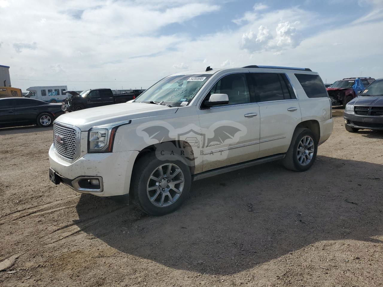 GMC Yukon DENALI 6.2L  8 2015