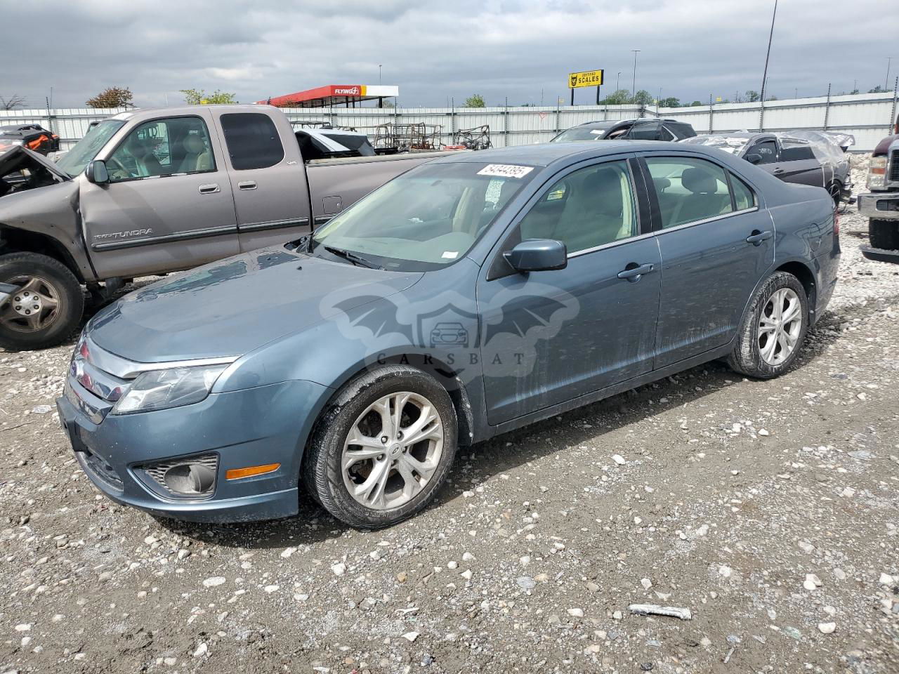 Ford Fusion SE 2.5L  4 2012