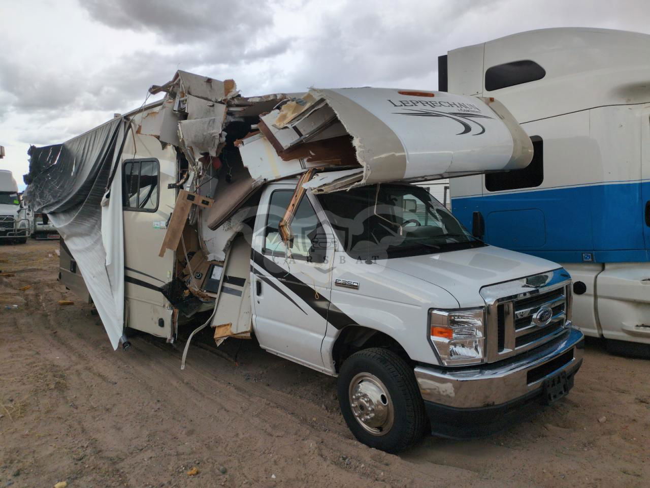 Ford Econoline E350 SUPER DUTY CUTAWAY VAN 7.3L  8 2021