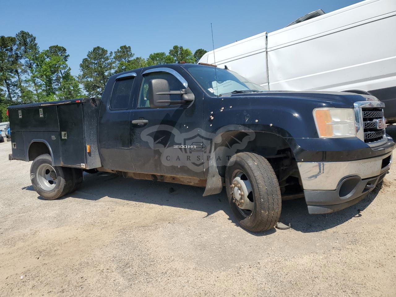GMC Sierra K3500 6.0L  8 2011
