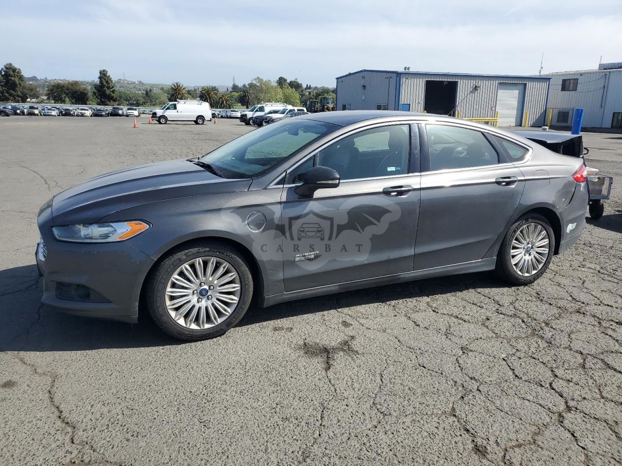 Ford Fusion SE PHEV 2.0L  4 2015