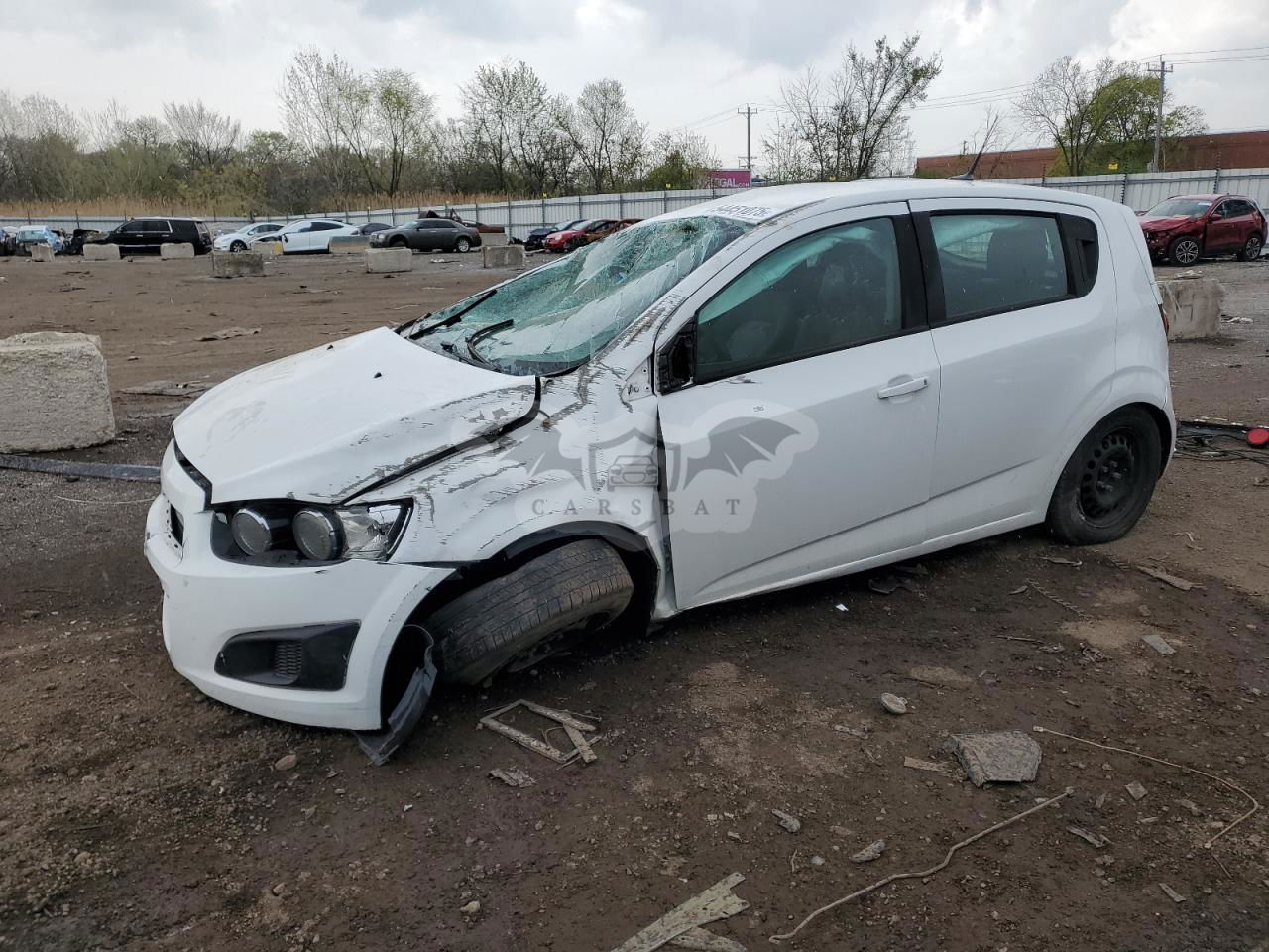 Chevrolet Aveo (Sonic) LS 1.8L  4 2014