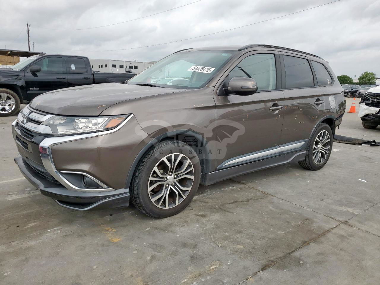 Mitsubishi Outlander SE 2.4L  4 2016