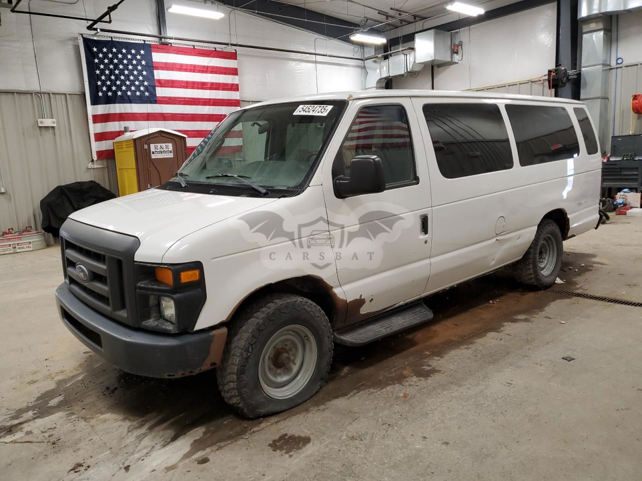Ford Econoline E350 SUPER DUTY WAGON 5.4L  8 2014