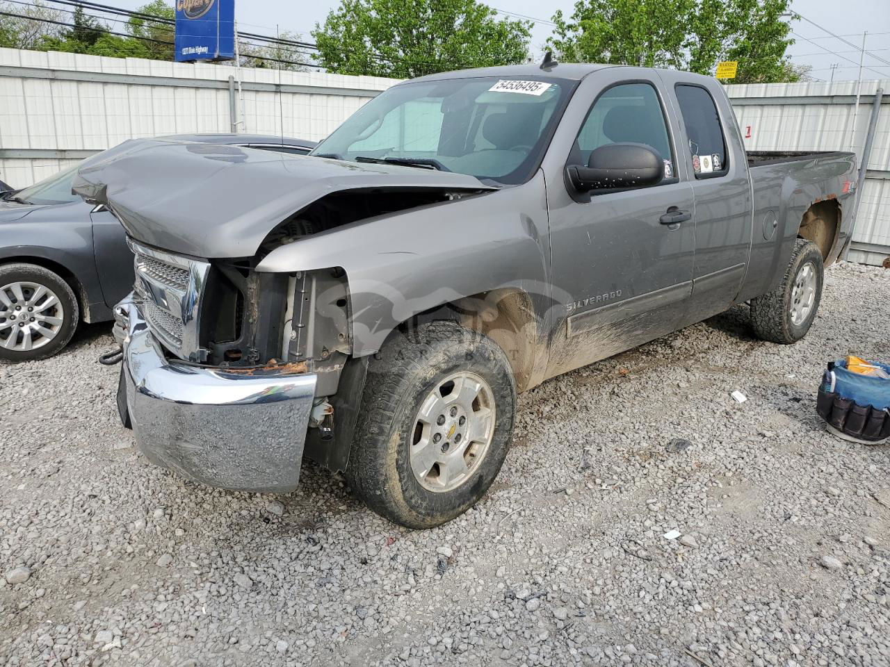Chevrolet Silverado K1500 LT 4.8L  8 2013