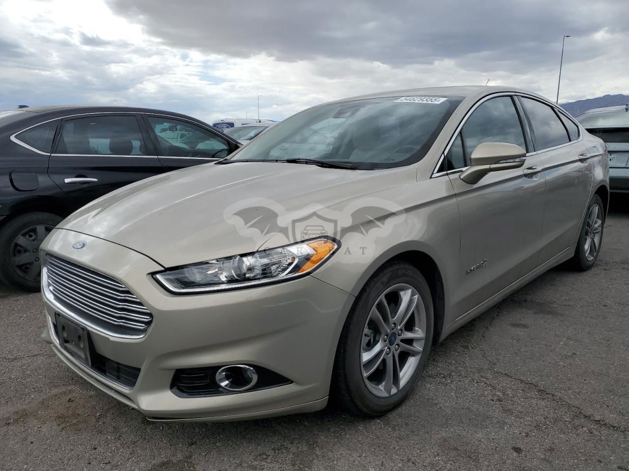Ford Fusion TITANIUM HEV 2.0L  4 2015