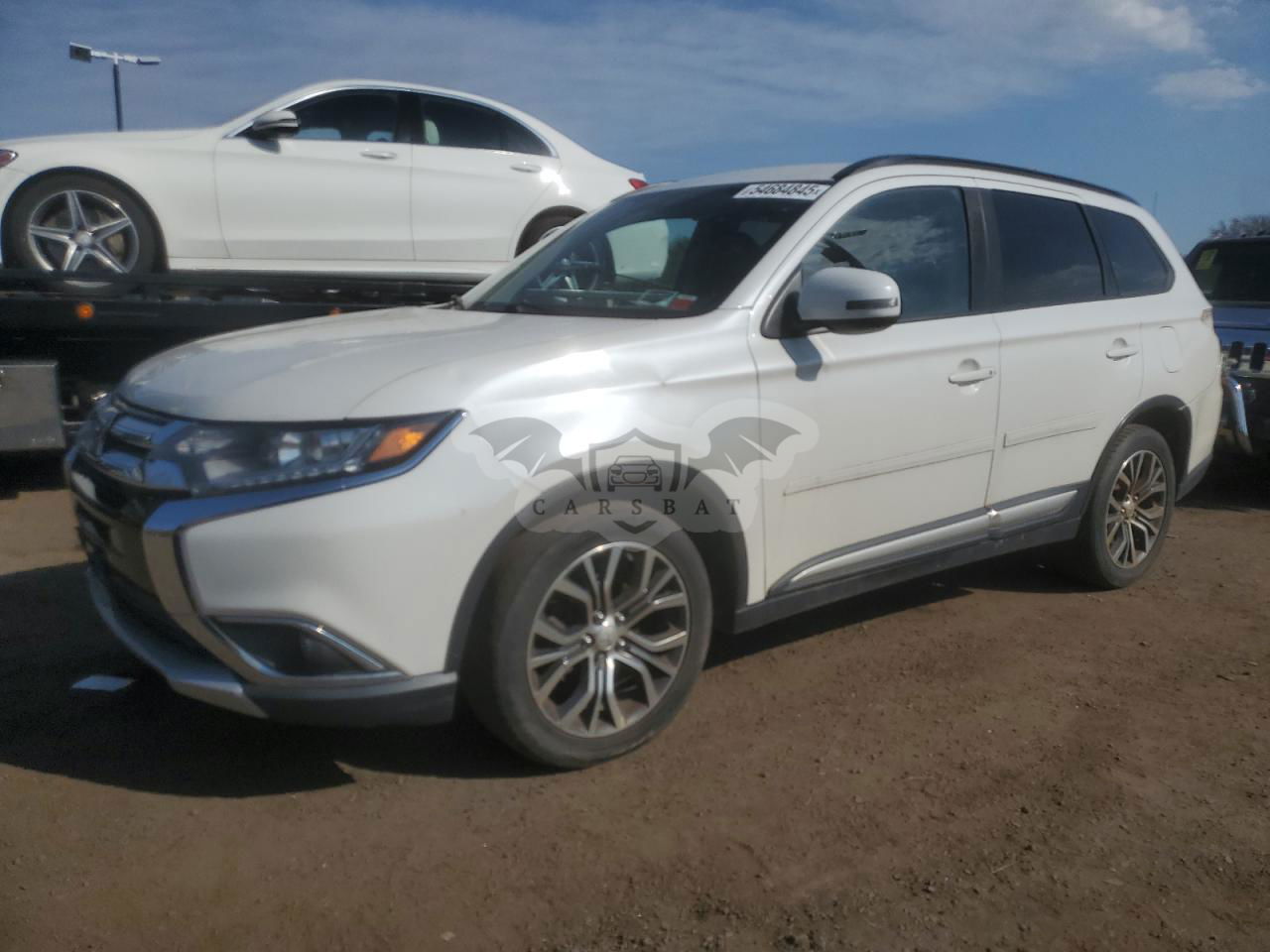 Mitsubishi Outlander SE 2.4L  4 2016