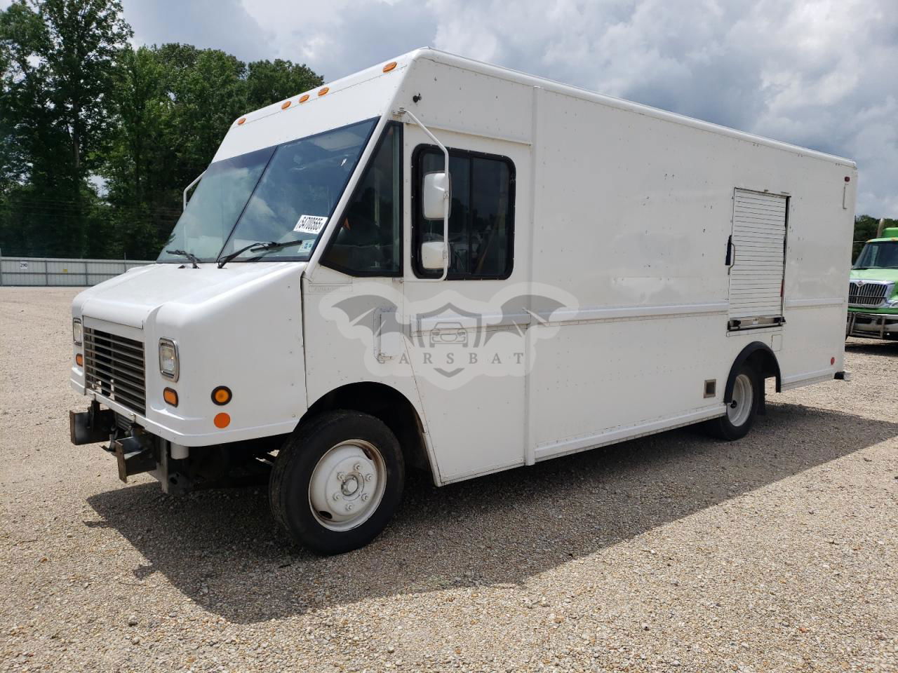 Freightliner Business Class M2 M LINE WALK-IN VAN 6.7L  6 2006