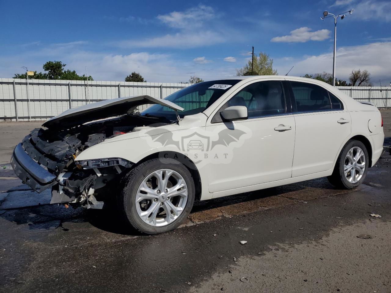 Ford Fusion SE 2.5L  4 2012