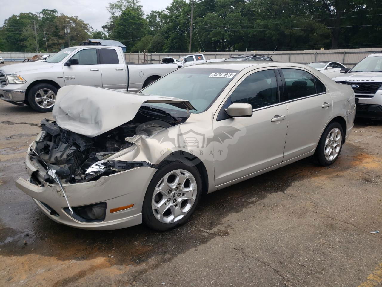Ford Fusion SE 2.5L  4 2010