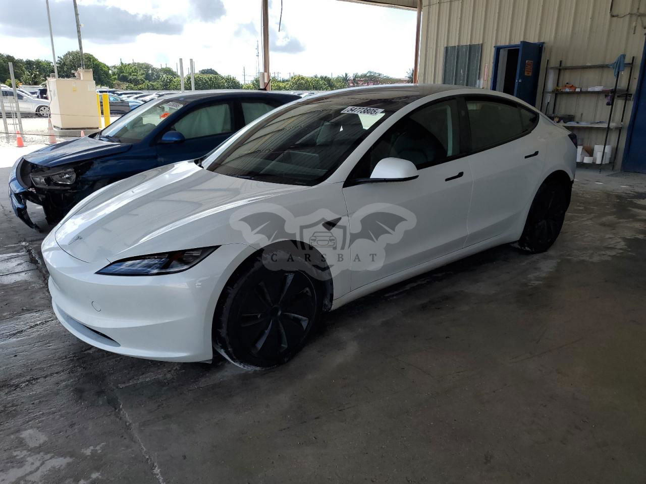 Tesla Model 3 2024