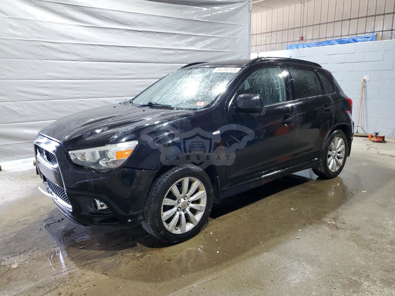 Mitsubishi Outlander SE 2.0L  4 2011