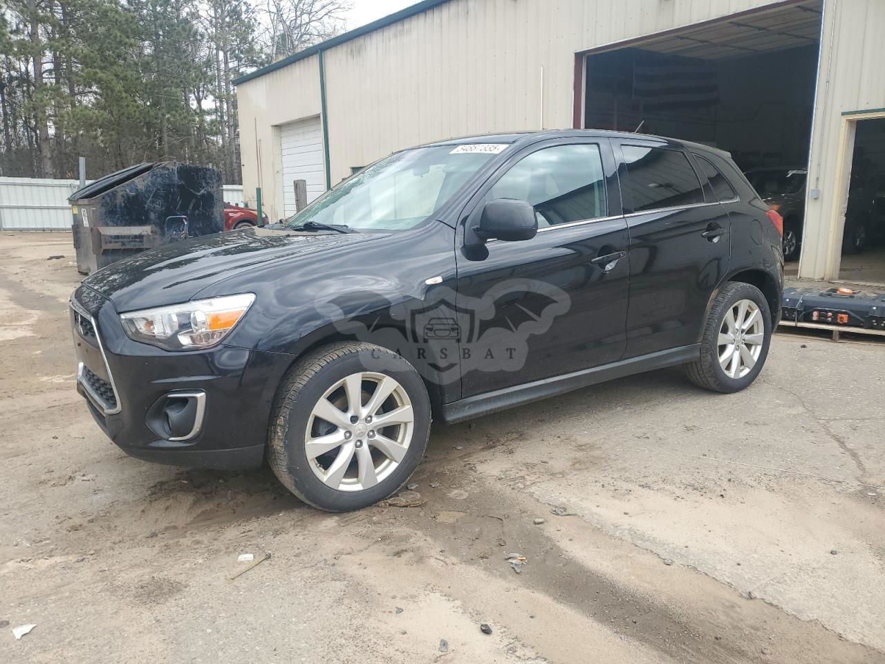 Mitsubishi Outlander SE 2.0L  4 2013