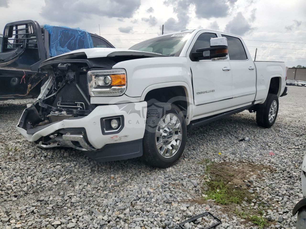 GMC Sierra K2500 DENALI 6.6L  8 2017