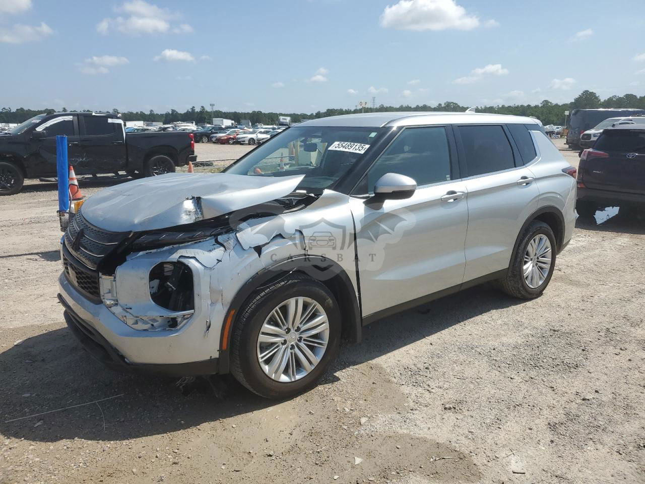 Mitsubishi Outlander ES 2.5L  4 2024